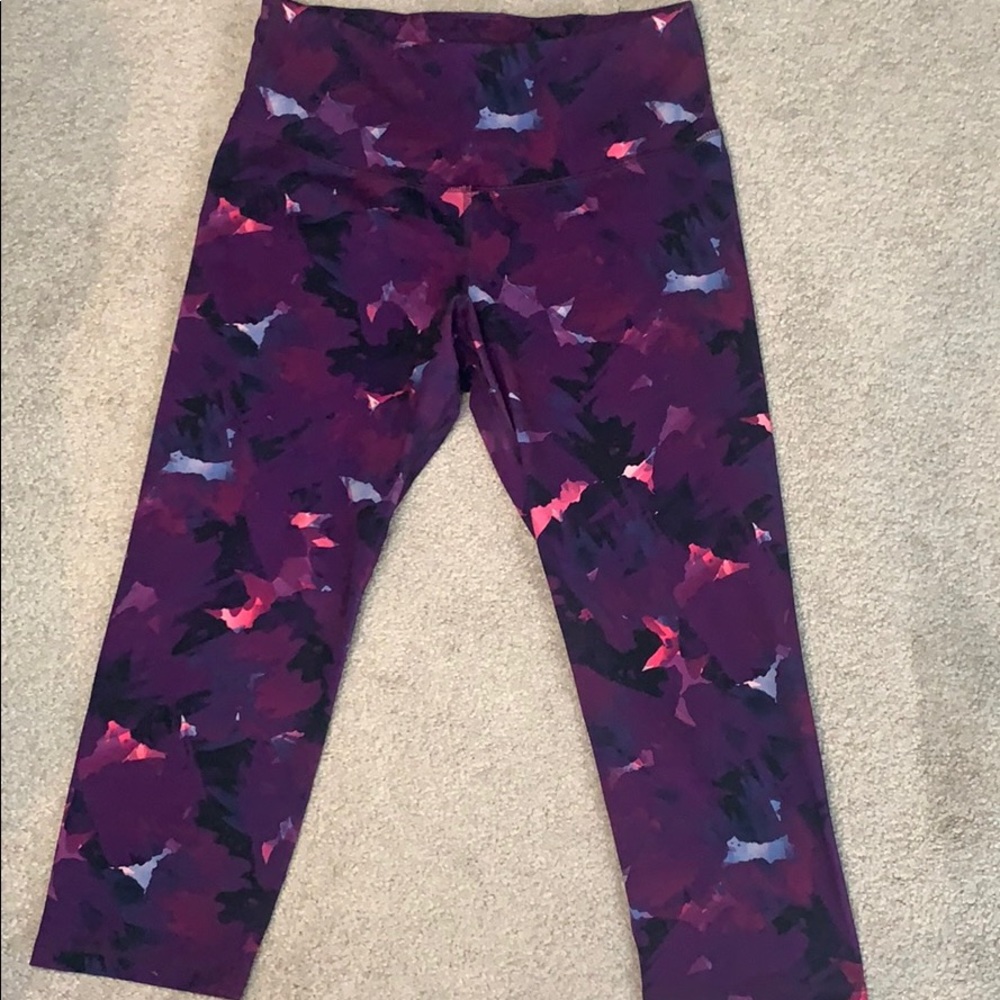 ⭐️Old Navy Active Legging Capris⭐️